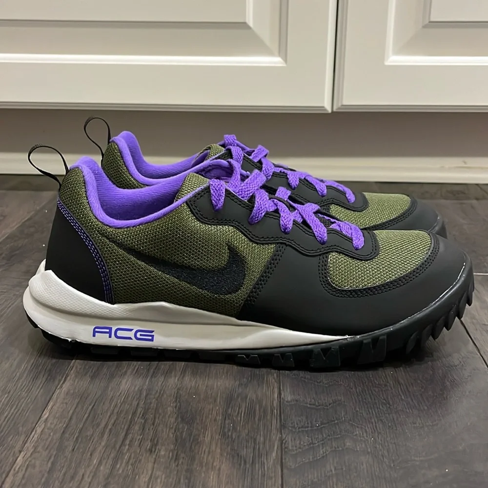 Nike Takos Low LE ACG Hiking Trail Shoes Sneakers new 377811 305 Mens Size 8.5